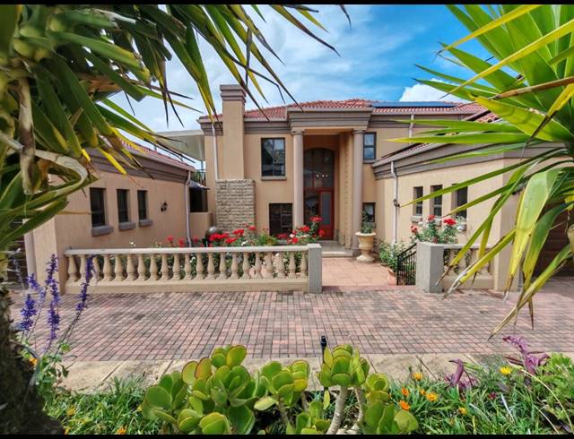 4 BEDROOM HOUSE FOR SALE IN THREE RIVERS EAST